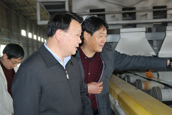 陈华院长检查指导沙洋县法院群众路线教育活动