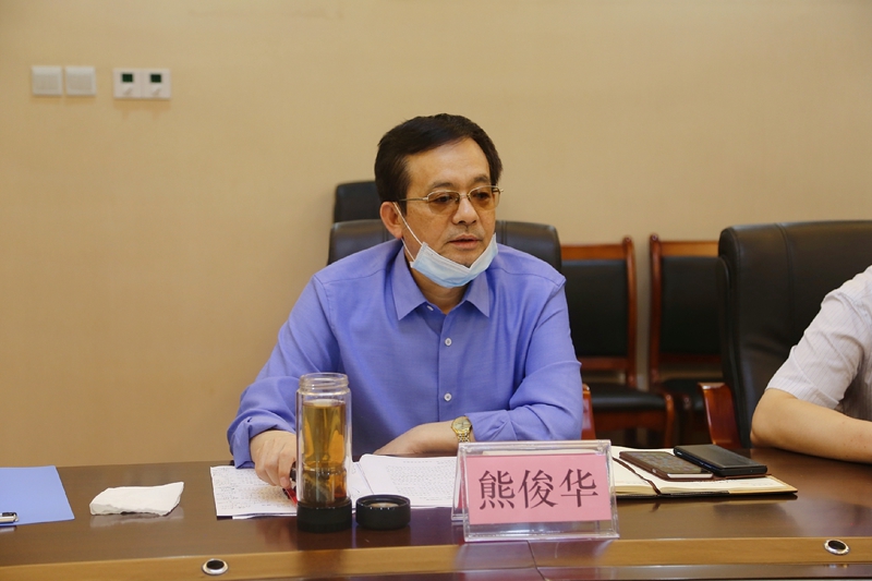 5熊院长讲话_副本.jpg