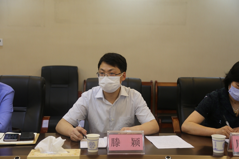 6钟祥法院负责人汇报_副本.jpg